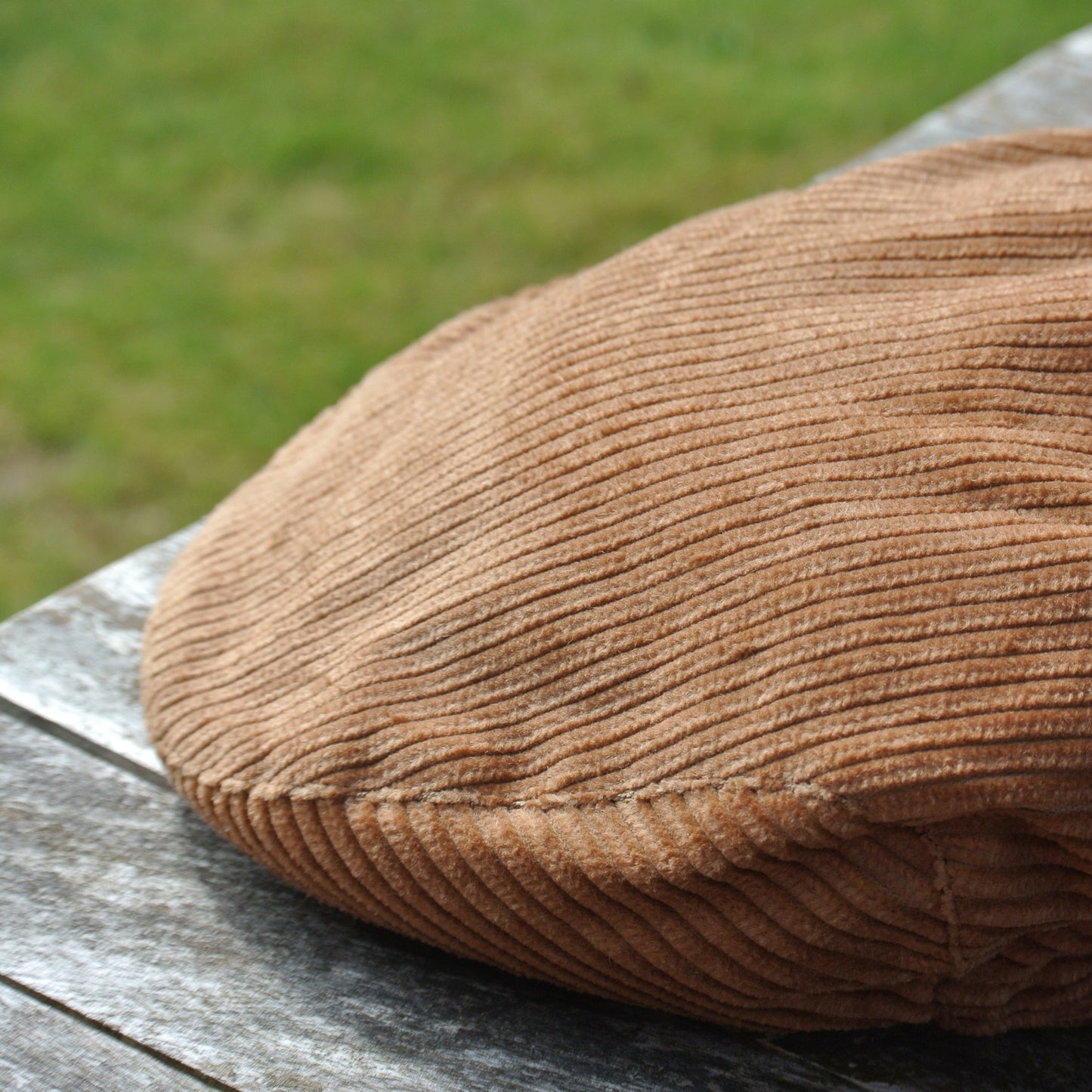 Flat Cap - John - Tan Corduroy